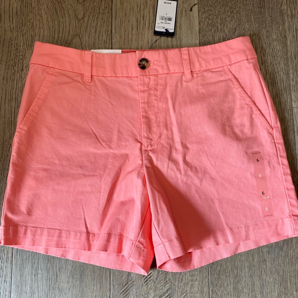 NWT, Tommy Hilfiger 5 inch Classic Stretch short, size 6.